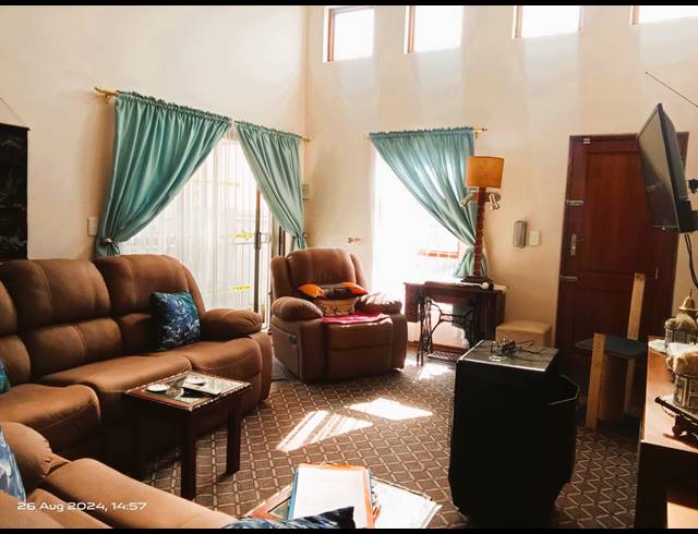 3 BEDROOM TOWNHOUSE SOLD IN BERGSIG